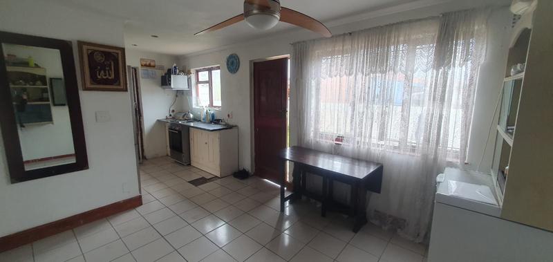 2 Bedroom Property for Sale in Lotus River Western Cape